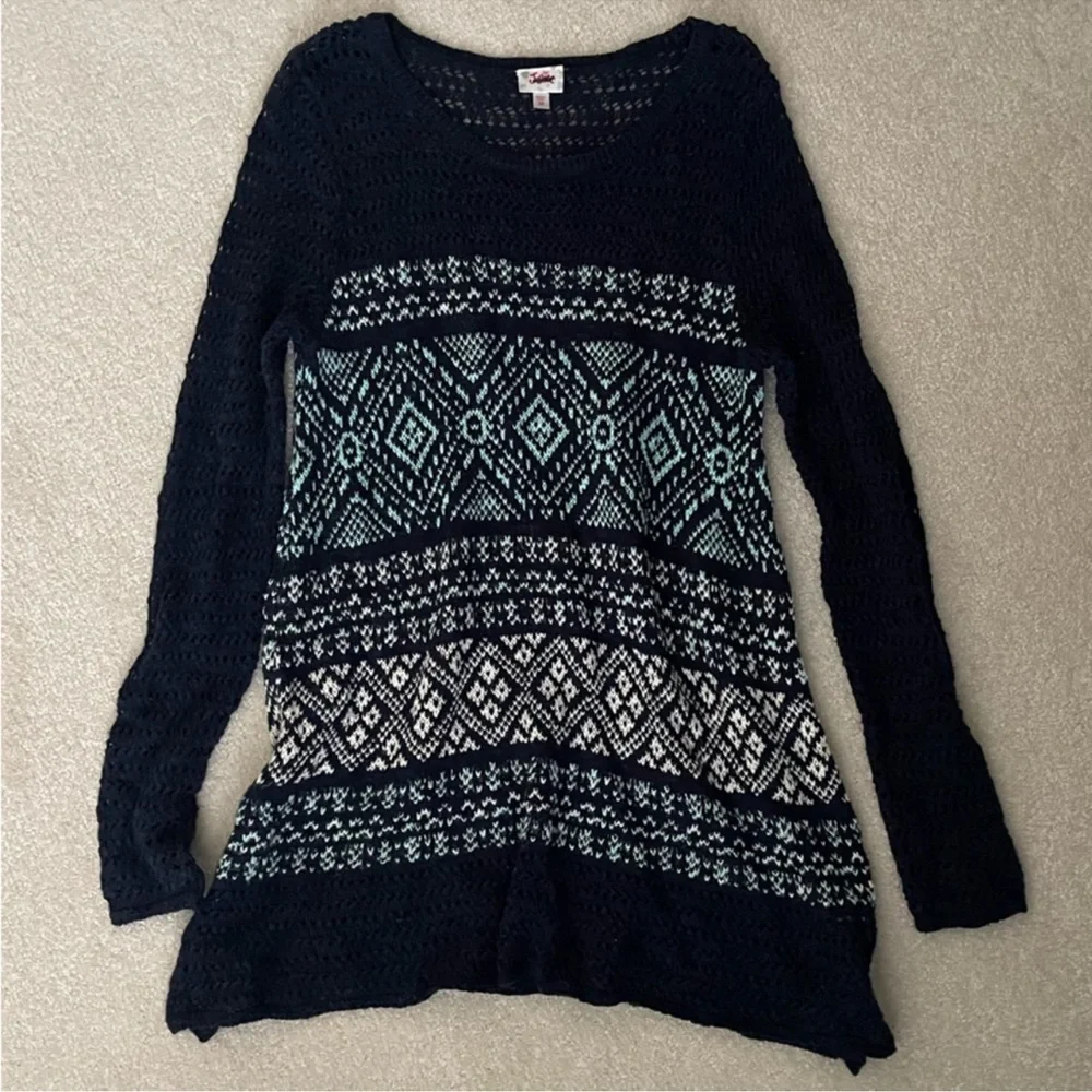 Justice sweater